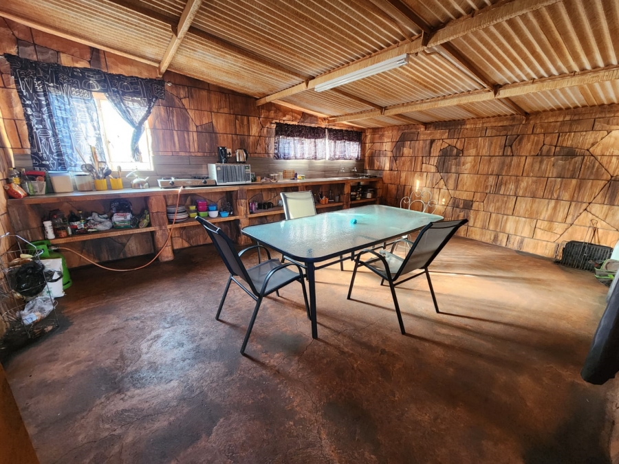 To Let 7 Bedroom Property for Rent in Kathu Northern Cape